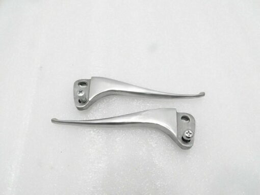 CLUTCH AND BRAKE LEVER SET WITH SCREWS VESPA VBB NEW BRAND