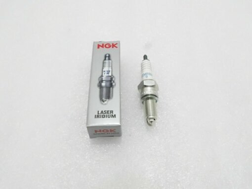 NGK SIMR8A9 Spark Plug (made in Japan )